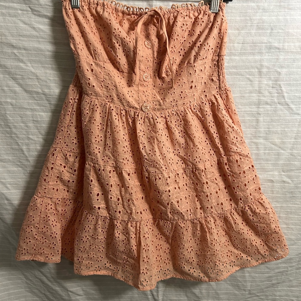 Forever 21 Coral Strapless Eyelet Lace Party Dress Size M